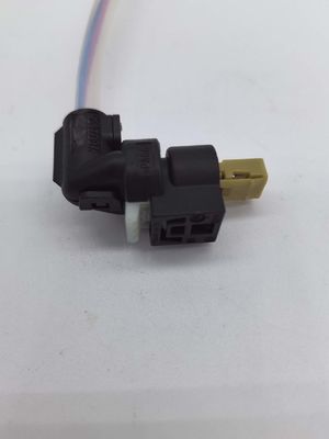 Armatura di cablaggio per pompe a olio su misura Armatura di cablaggio industriale nera 2 pin OE:2741508602