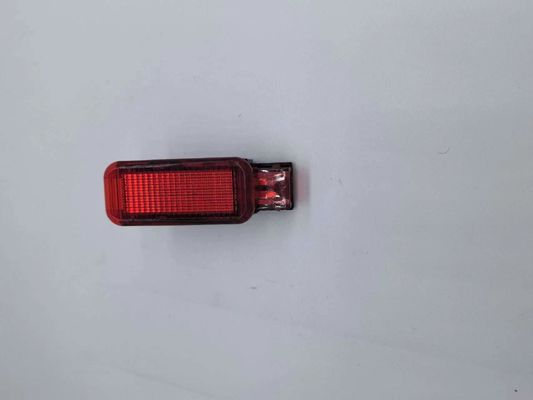 Di qualità stabile Luce di guarnizione per porte di colore rosso Led Guarnizione per porte 4 X OE: 8KD947411
